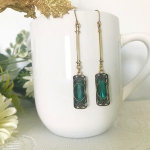 Emerald Dangle Antique Inspired Earrings